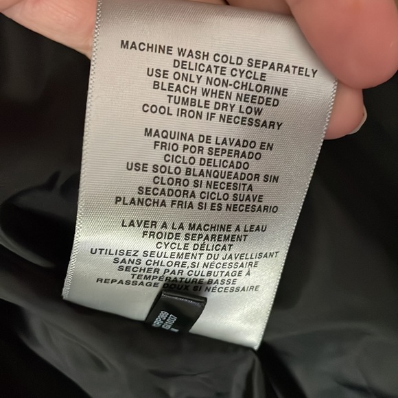 NWT Levi’s Fringe Shirt Jacket - Picture 6 of 9